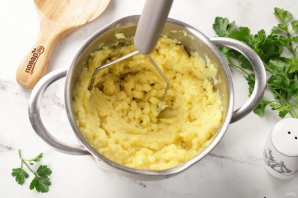 Запеканка с фаршем в аэрогриле