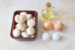 Шампиньоны с луком