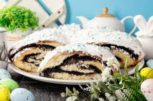 Пасхальный рулет с маком Пасхальный рулет с маком