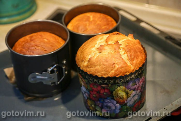 Кулич &laquo;Весенний&raquo; с изюмом