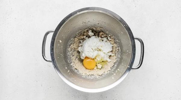 Кулич творожный в аэрогриле, пошаговый рецепт с фото на 433 ккал