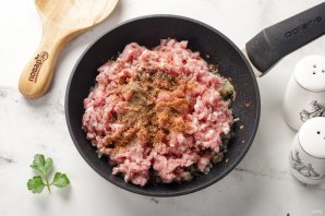 Запеканка с фаршем в аэрогриле