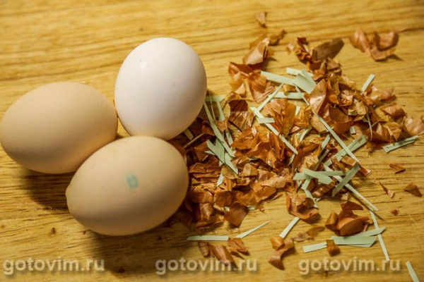 Мраморные яйца в луковой шелухе Мраморные яйца в луковой шелухе