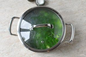 Куриный суп с крапивой