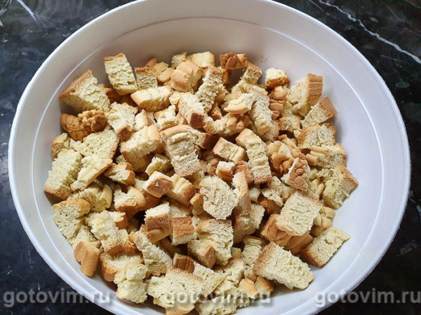 Десерт &laquo;Муравейник&raquo; с жареным миндалем