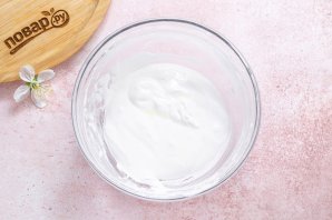 Глазурь для кулича без яиц Глазурь для кулича без яиц