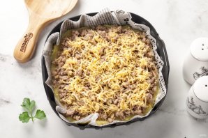 Запеканка с фаршем в аэрогриле