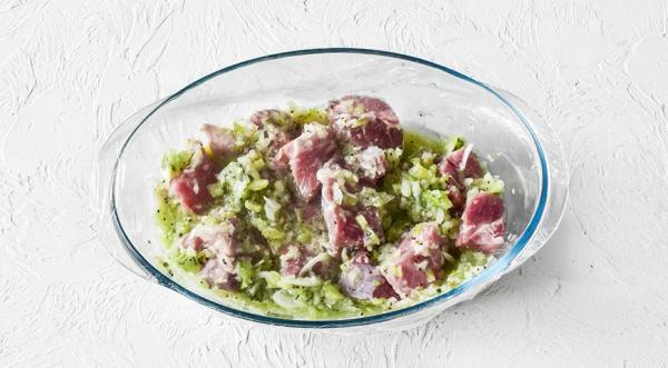 Маринад из киви для шашлыка, пошаговый рецепт с фото на 328 ккал