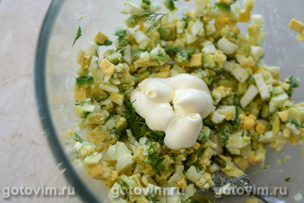 Яичный салат с авокадо