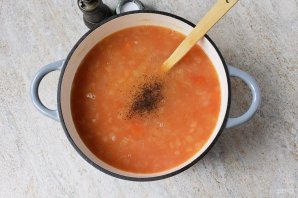 Суп из свиной рульки