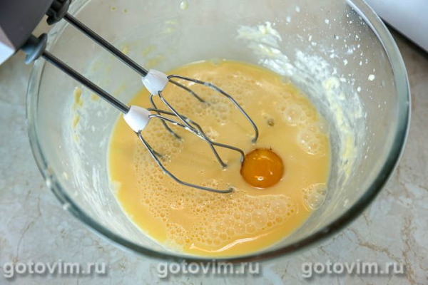 Кулич на сгущенном молоке