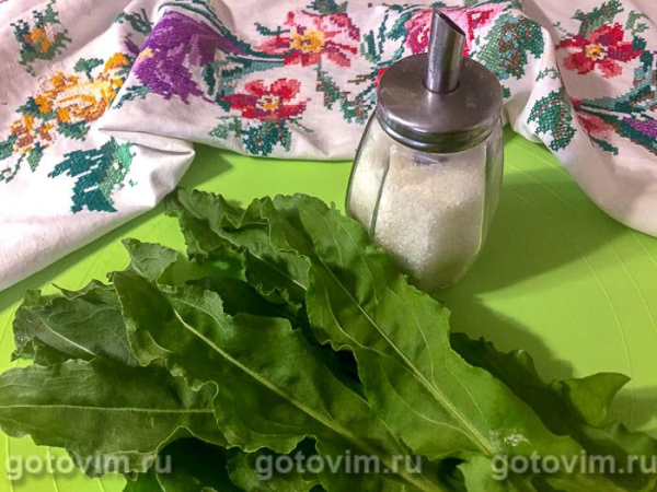 Пирожки со щавелем, жаренные на сковородке