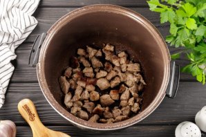 Макароны с мясом в мультиварке