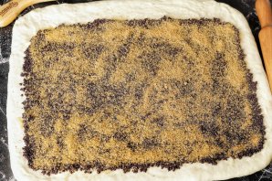 Пасхальный рулет с маком Пасхальный рулет с маком