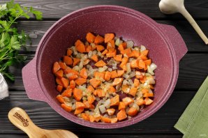 Тушеная картошка с фаршем