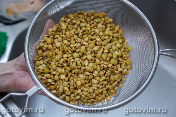 Плов с курицей, рисом с чечевицей  в мультиварке