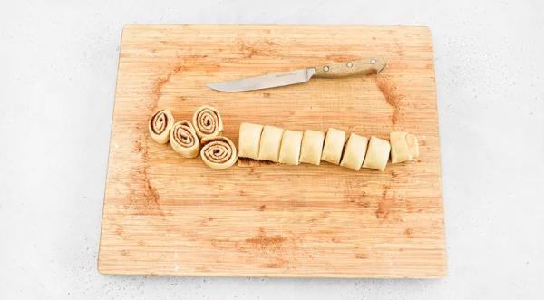 Кулич-синнабон, пошаговый рецепт с фото на 1214 ккал Кулич-синнабон, пошаговый рецепт с фото на 1214 ккал