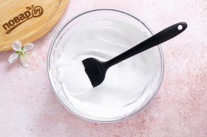 Глазурь для кулича без яиц Глазурь для кулича без яиц