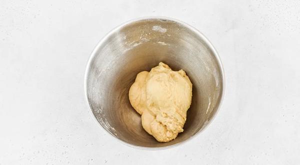 Кулич-синнабон, пошаговый рецепт с фото на 1214 ккал Кулич-синнабон, пошаговый рецепт с фото на 1214 ккал