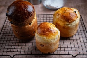 Кулич на воде