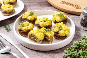 Постные фаршированные грибы