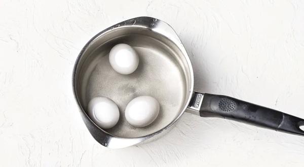 Салат с консервированным тунцом и грибами, пошаговый рецепт с фото на 553 ккал