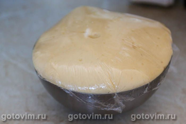 Кулич с начинкой (с заварным кремом) Кулич с начинкой (с заварным кремом)