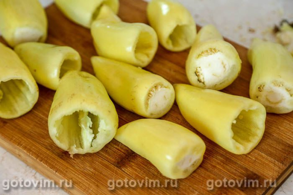 Перцы, фаршированные мясом, рисом и тыквой