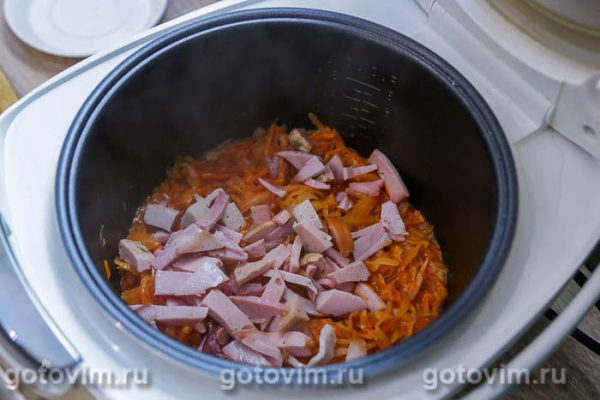 Мясная солянка с квашеной капустой в мультиварке