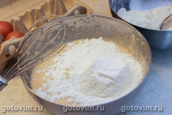 Кулич &laquo;Весенний&raquo; с изюмом