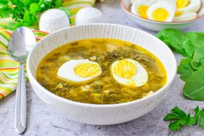 Щи из щавеля с яйцом