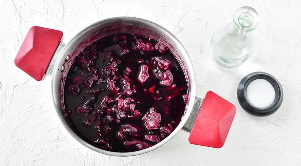 Как покрасить яйца чаем каркаде на Пасху, пошаговый рецепт с фото на 135 ккал