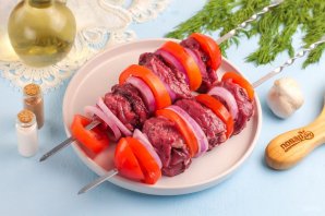 Шашлык из говядины в духовке Шашлык из говядины в духовке