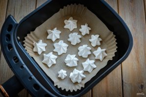 Безе в аэрогриле