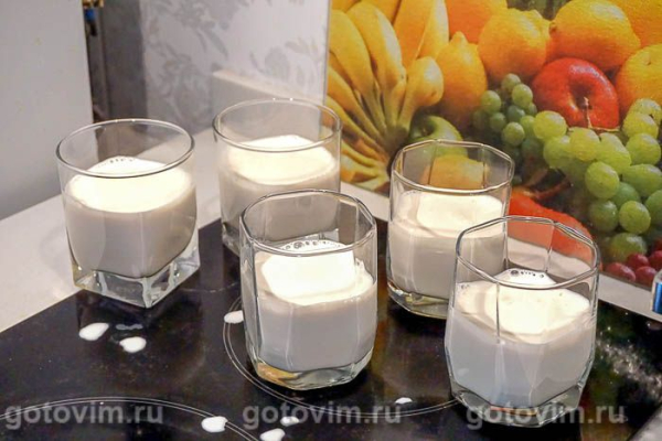 Панна котта с желе из красных апельсинов