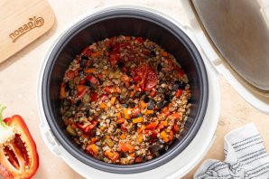 Гречка с овощами в мультиварке