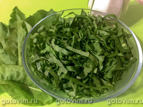 Пирожки со щавелем, жаренные на сковородке