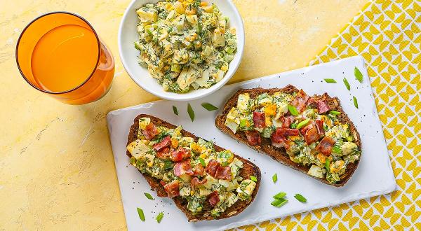 Ржаной тост с яичным салатом, пошаговый рецепт с фото на 381 ккал