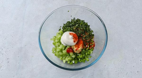 Ржаной тост с яичным салатом, пошаговый рецепт с фото на 381 ккал