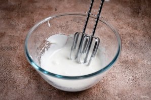 Кулич на воде