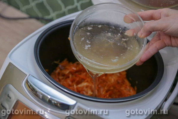 Мясная солянка с квашеной капустой в мультиварке