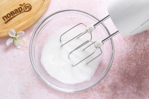 Глазурь для кулича без яиц Глазурь для кулича без яиц