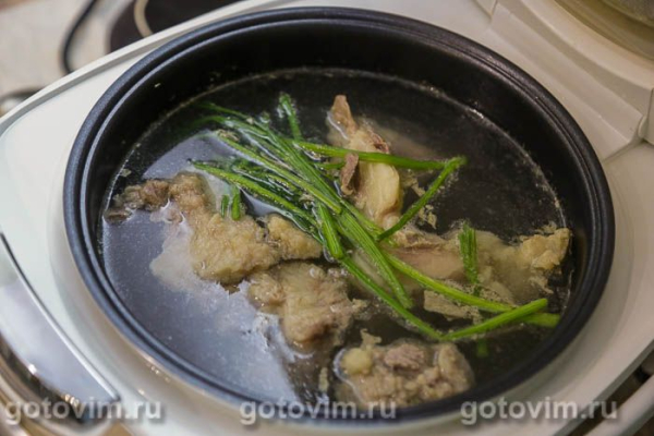 Суп с говядиной, картофелем и фасолью в мультиварке