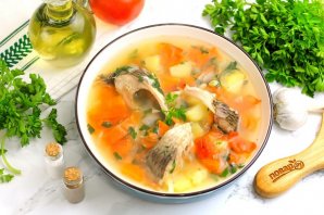 Уха из карася