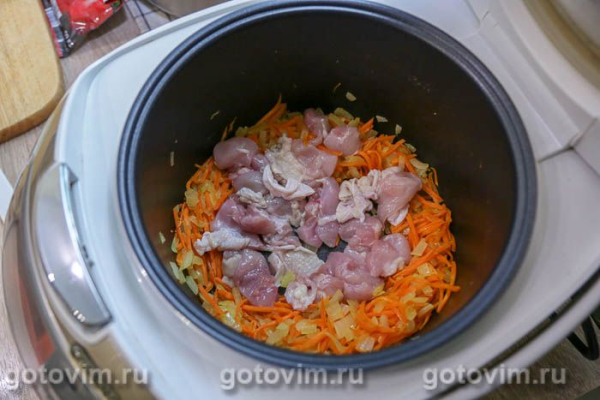 Плов с курицей, рисом с чечевицей  в мультиварке