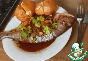 Морской лещ с зелёным луком, имбирем Морской лещ с зелёным луком, имбирем