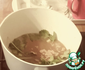 Морской лещ с зелёным луком, имбирем Морской лещ с зелёным луком, имбирем