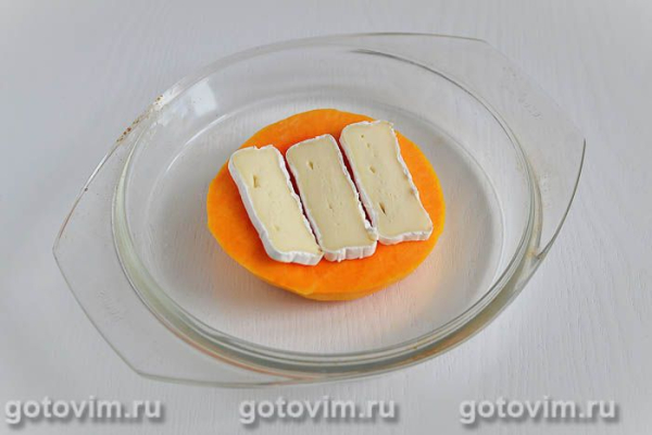 Закуска из запеченной тыквы с сыром камамбер Закуска из запеченной тыквы с сыром камамбер