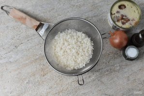 Рис с тушенкой