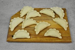 Вареники с картошкой и салом